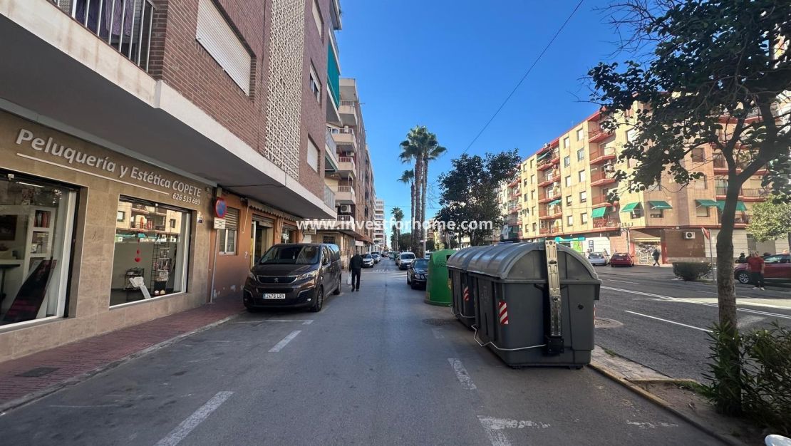 Verkoop - Appartement - Torrevieja - Centro