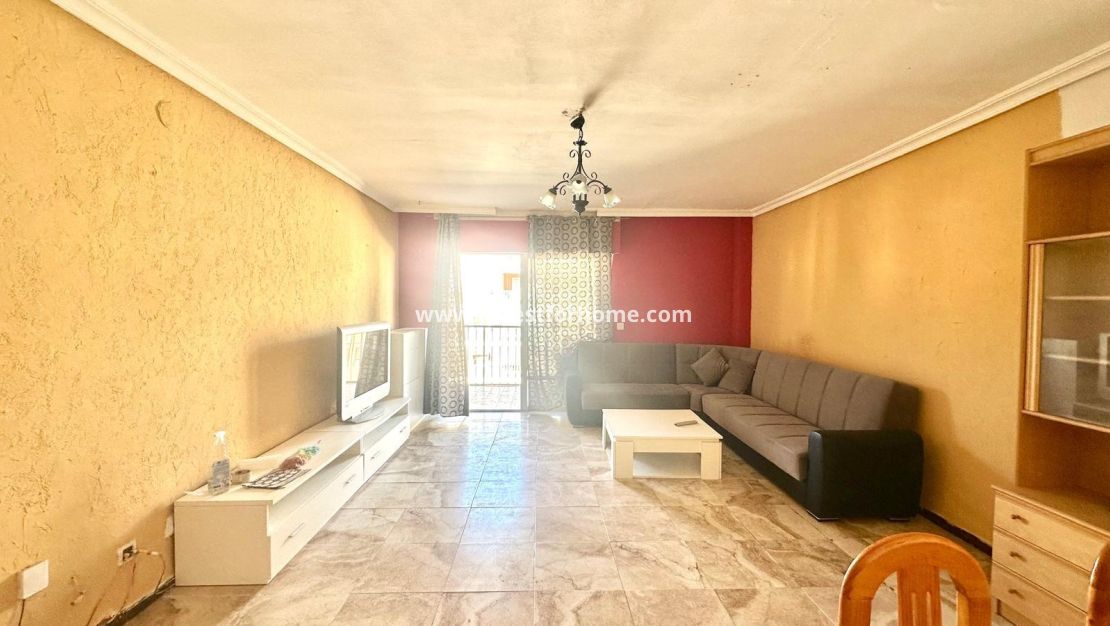 Verkoop - Appartement - Torrevieja - Centro