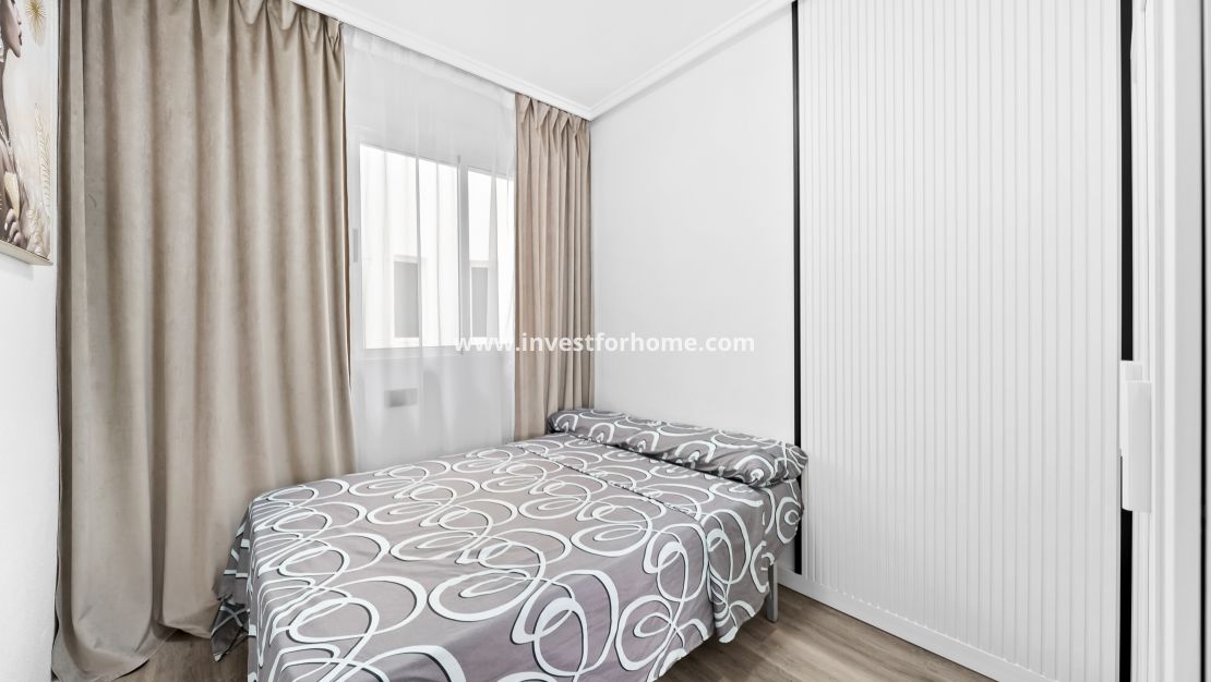 Verkoop - Appartement - Torrevieja - Centro