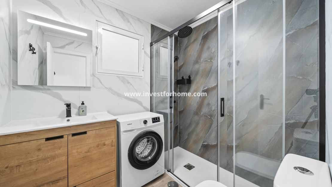 Verkoop - Appartement - Torrevieja - Centro