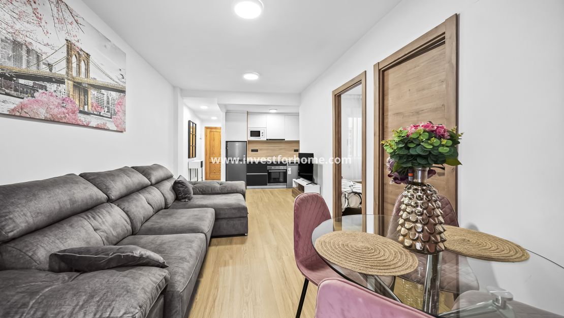 Verkoop - Appartement - Torrevieja - Centro