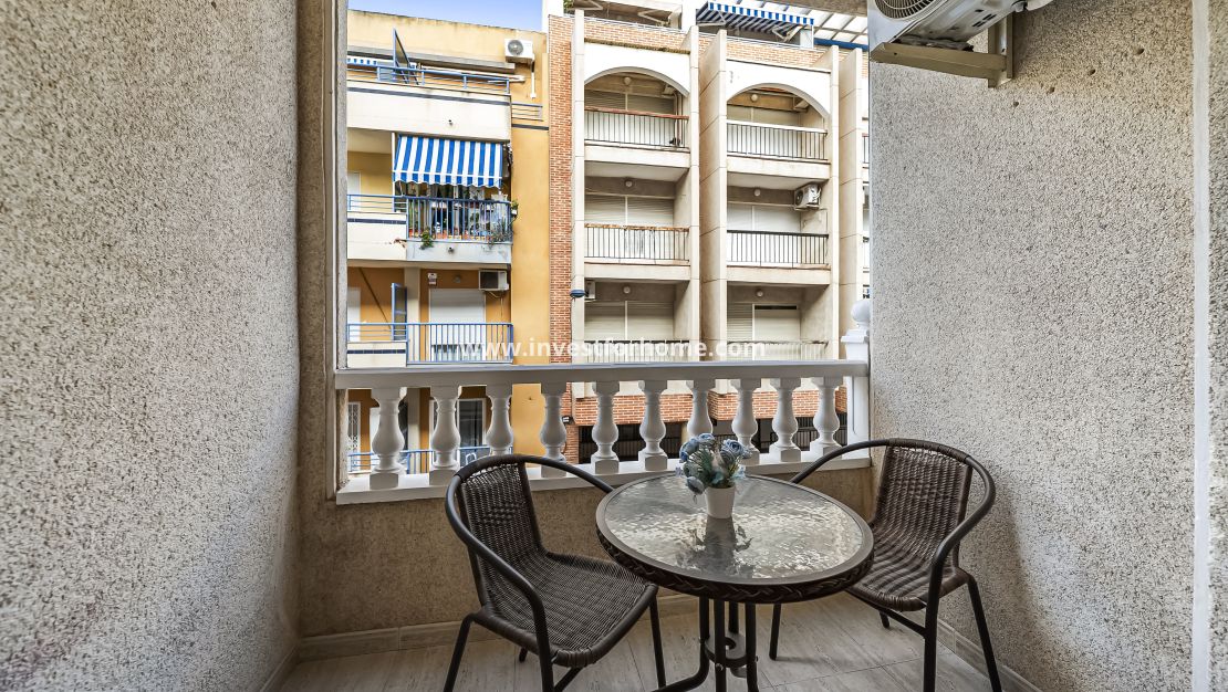 Verkoop - Appartement - Torrevieja - Centro