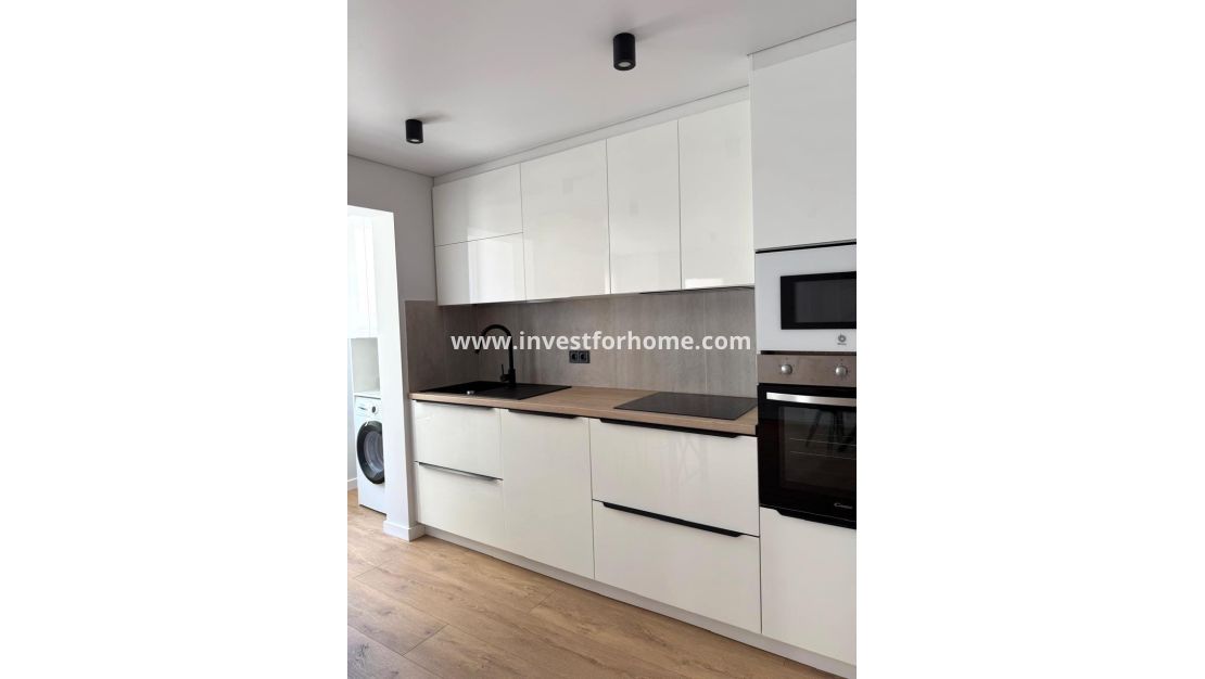 Verkoop - Appartement - Torrevieja - Centro