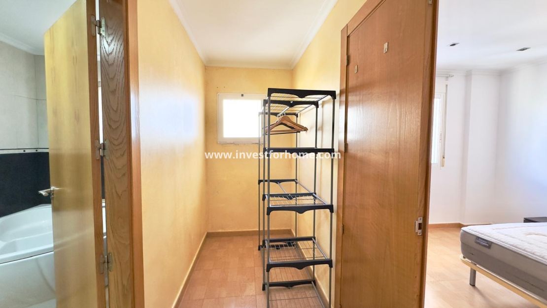 Verkoop - Appartement - Torrevieja - Centro