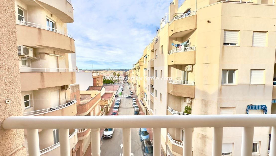Verkoop - Appartement - Torrevieja - Centro