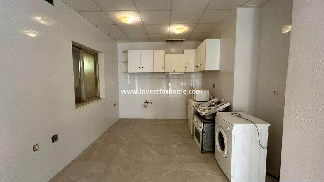 Verkoop - Appartement - Torrevieja - Centro