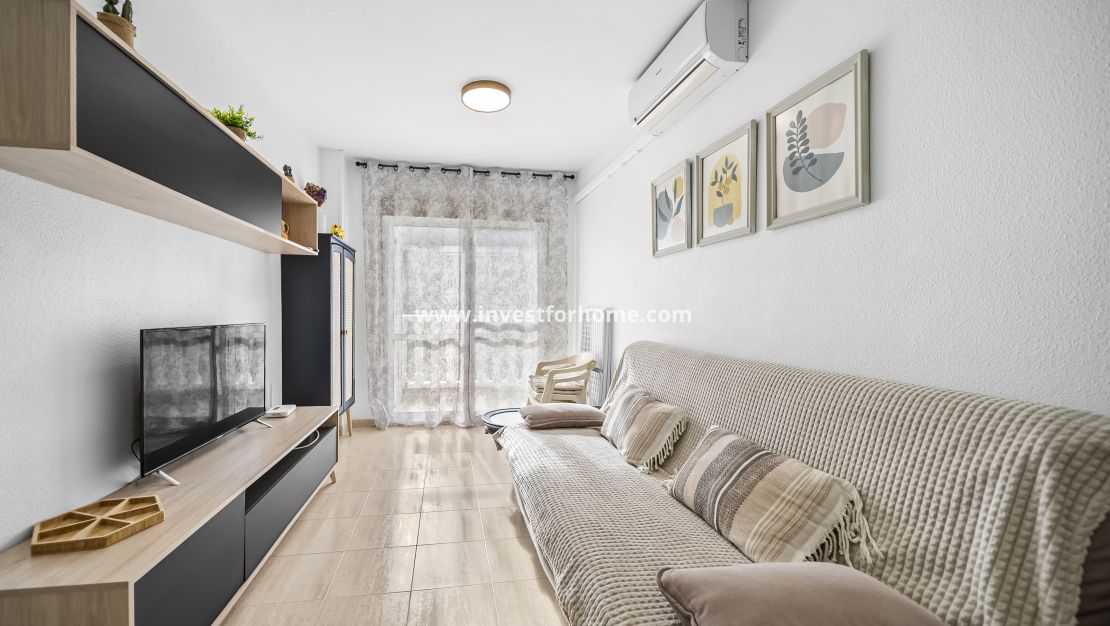 Verkoop - Appartement - Torrevieja - Centro