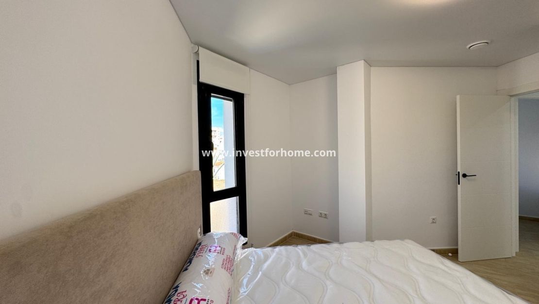 Verkoop - Appartement - Torrevieja - Centro