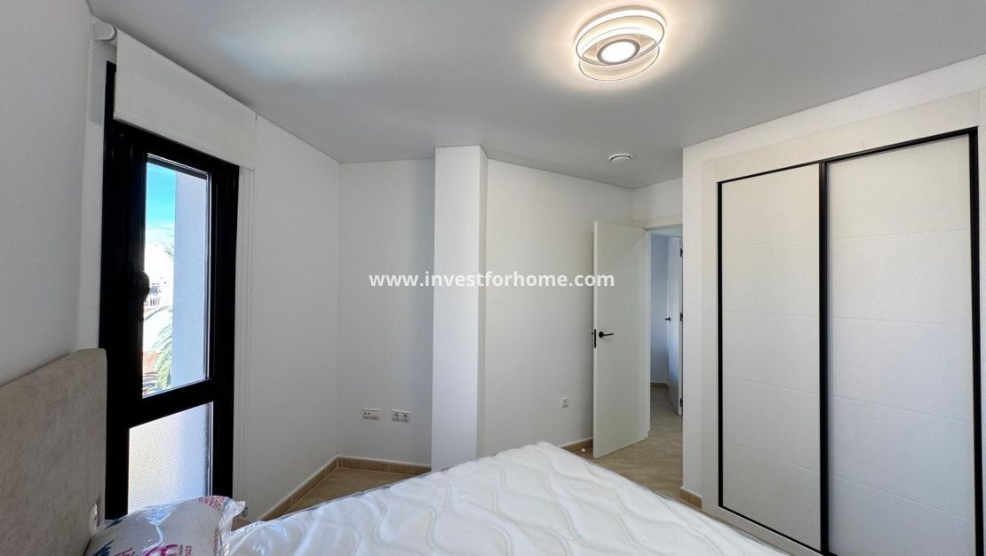 Verkoop - Appartement - Torrevieja - Centro