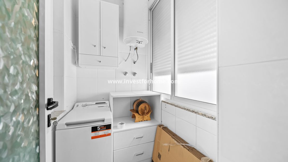 Verkoop - Appartement - Torrevieja - Centro