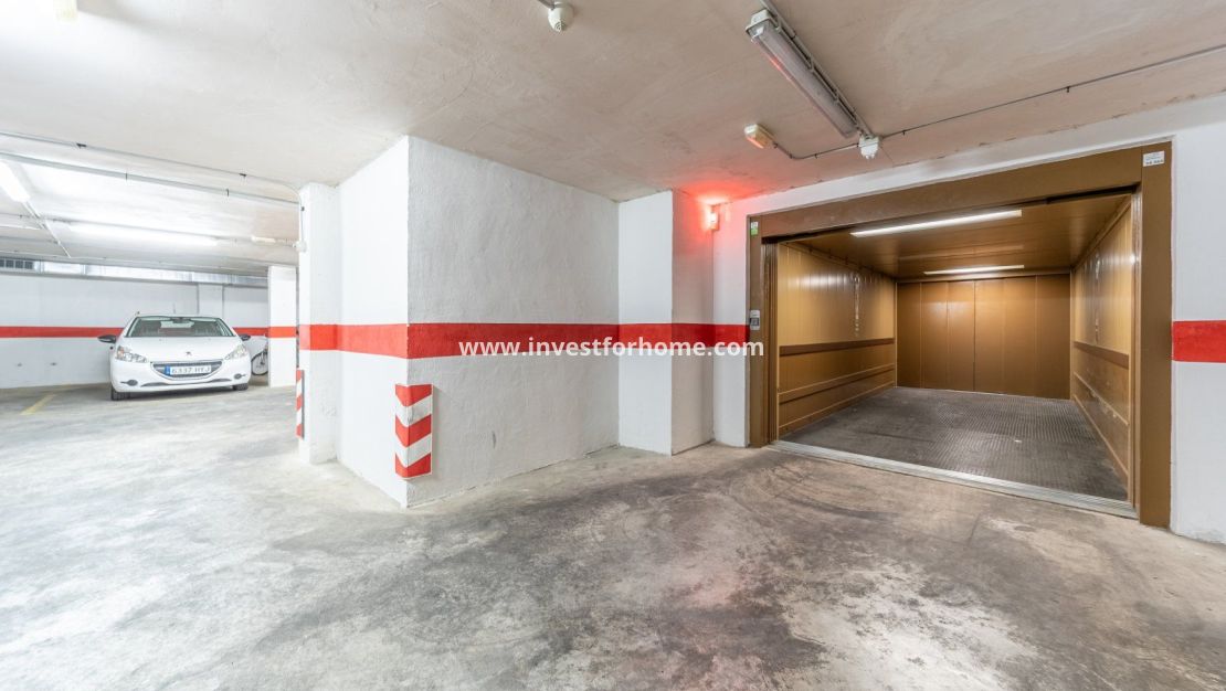 Verkoop - Appartement - Torrevieja - Centro