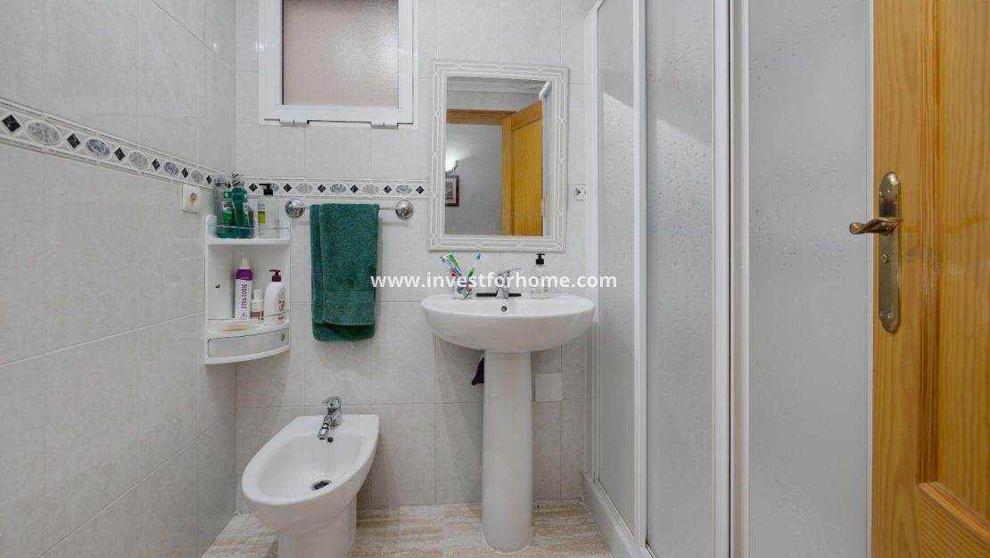 Verkoop - Appartement - Torrevieja - Centro