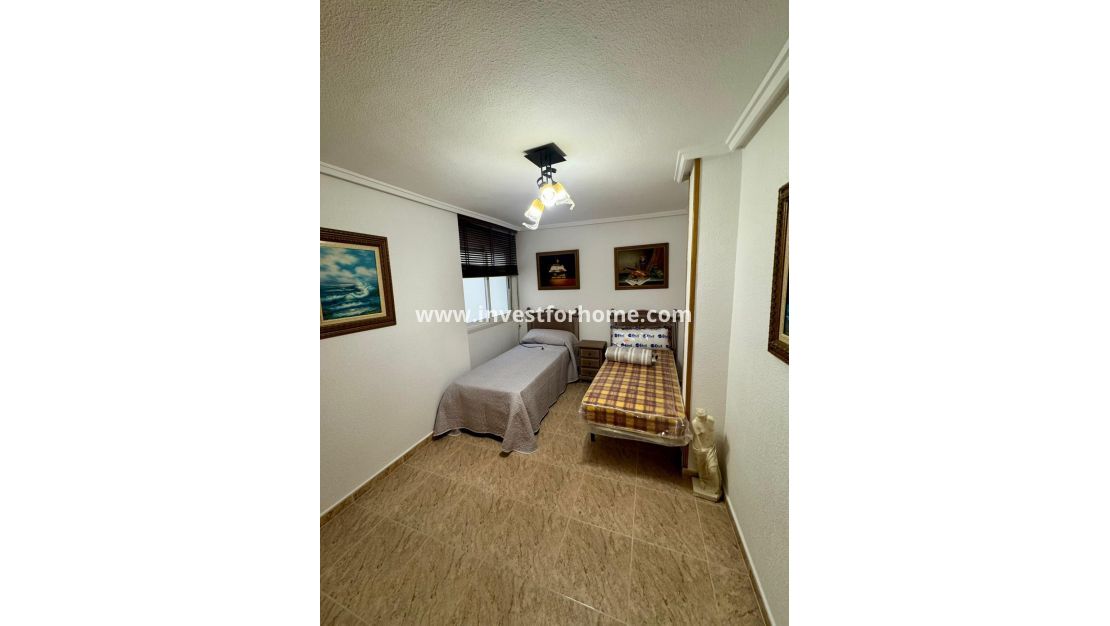 Verkoop - Appartement - Torrevieja - Centro