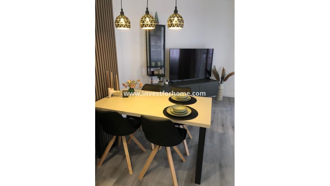 Verkoop - Appartement - Torrevieja - Centro
