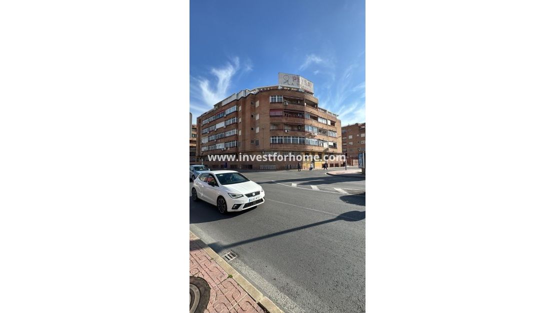 Verkoop - Appartement - Torrevieja - Centro