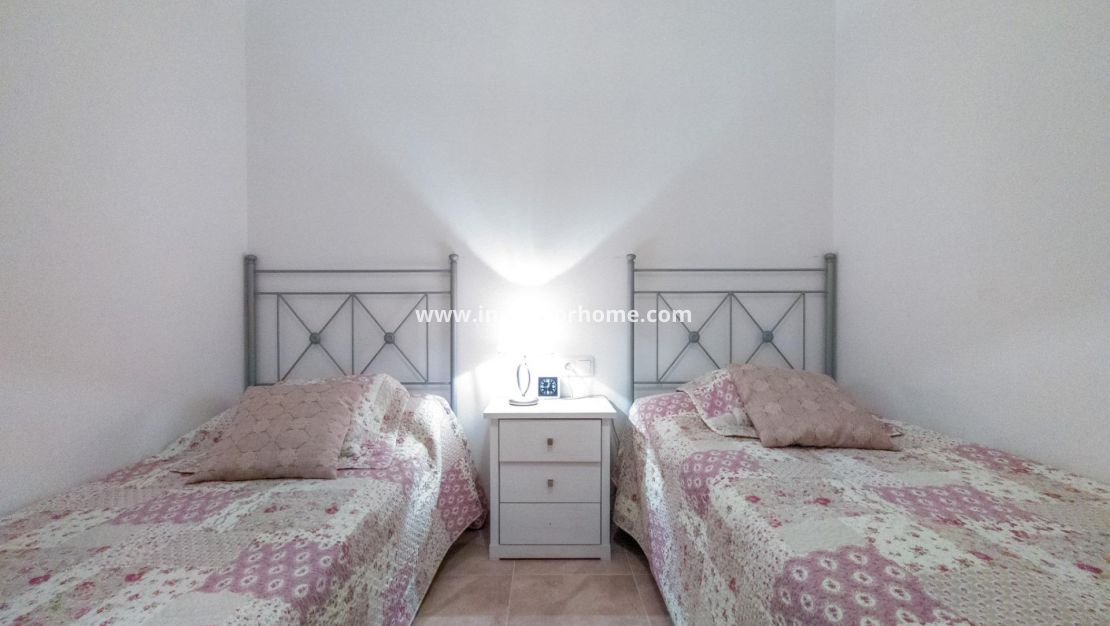Verkoop - Appartement - Torrevieja - Centro