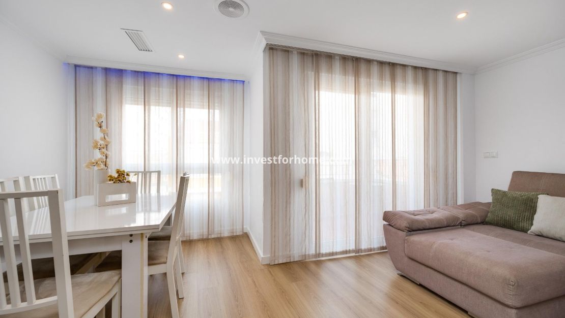 Verkoop - Appartement - Torrevieja - Centro