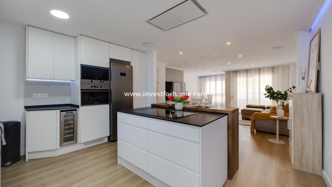 Verkoop - Appartement - Torrevieja - Centro