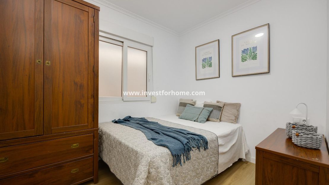 Verkoop - Appartement - Torrevieja - Centro