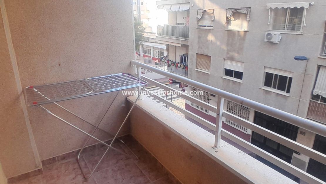 Verkoop - Appartement - Torrevieja - Centro