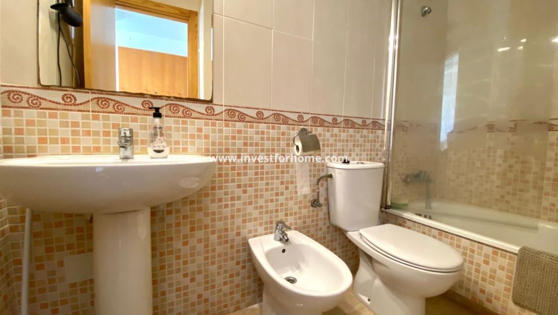 Verkoop - Appartement - Torrevieja - Centro