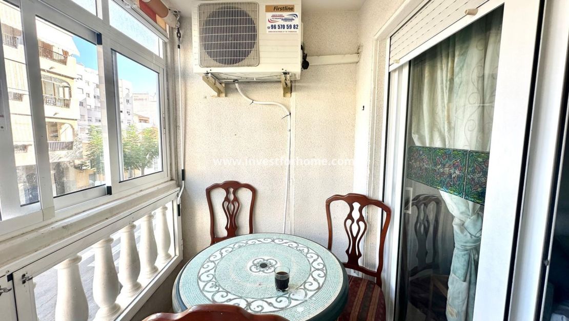 Verkoop - Appartement - Torrevieja - Centro