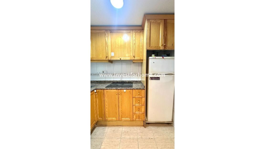 Verkoop - Appartement - Torrevieja - Centro