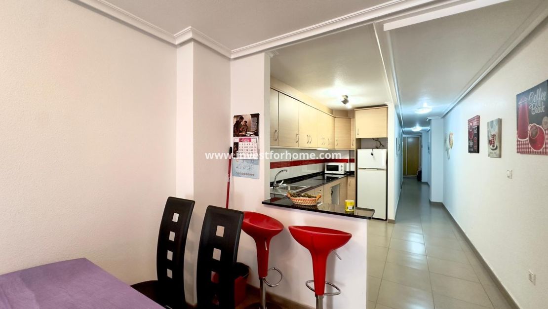 Verkoop - Appartement - Torrevieja - Centro