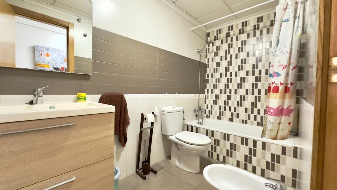 Verkoop - Appartement - Torrevieja - Centro