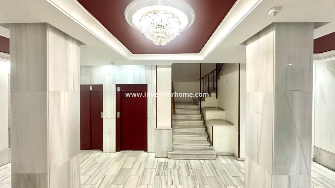 Verkoop - Appartement - Torrevieja - Centro