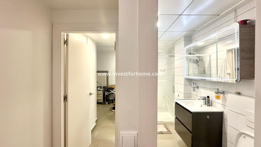 Verkoop - Appartement - Torrevieja - Centro