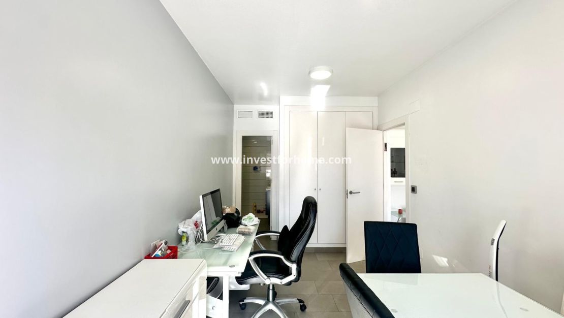 Verkoop - Appartement - Torrevieja - Centro