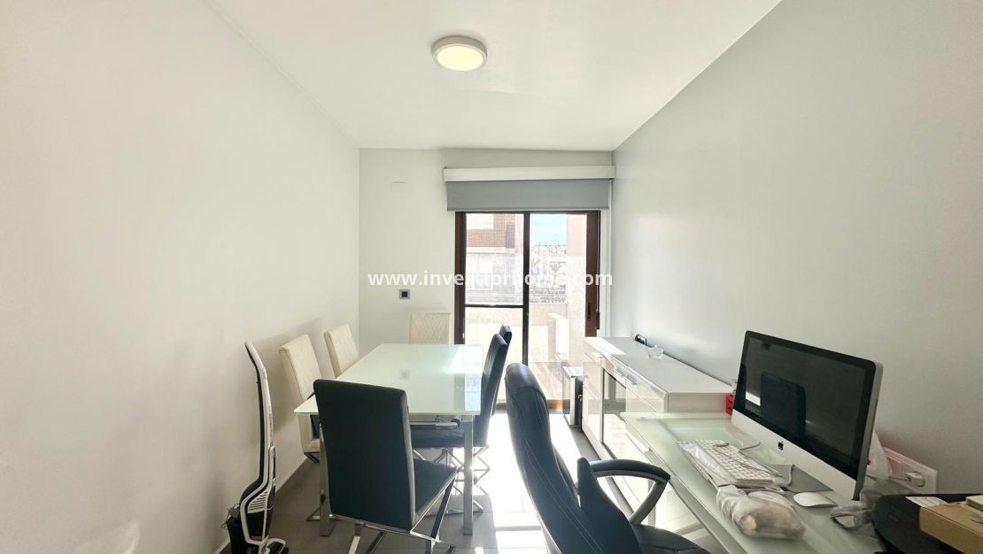 Verkoop - Appartement - Torrevieja - Centro