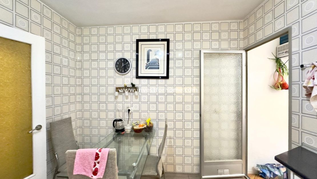 Verkoop - Appartement - Torrevieja - Centro