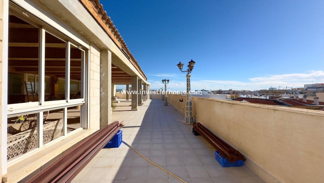 Verkoop - Appartement - Torrevieja - Centro