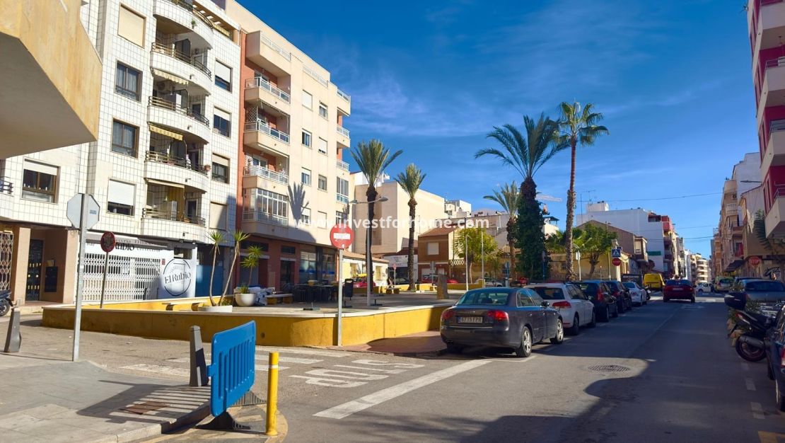 Verkoop - Appartement - Torrevieja - Centro