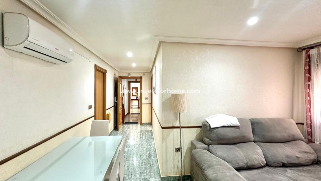 Verkoop - Appartement - Torrevieja - Centro