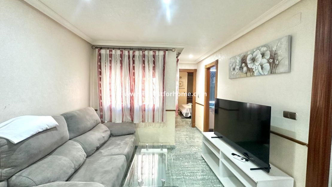 Verkoop - Appartement - Torrevieja - Centro