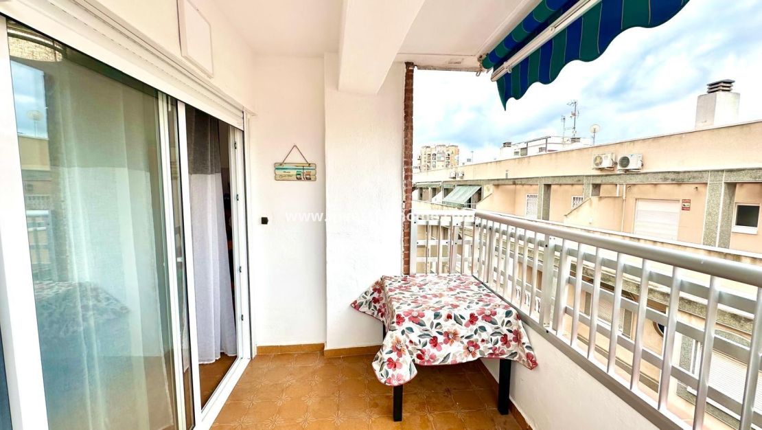 Verkoop - Appartement - Torrevieja - Centro