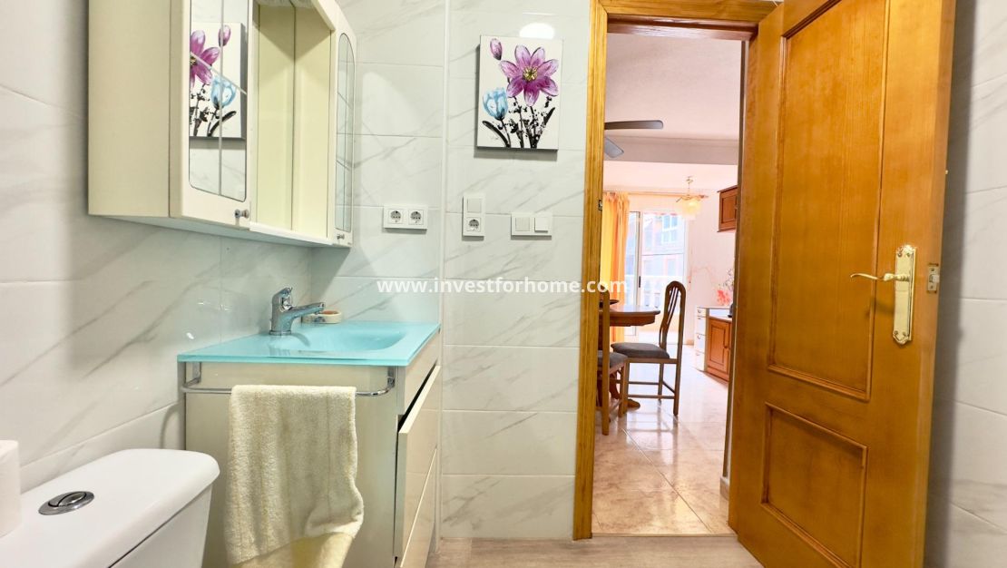 Verkoop - Appartement - Torrevieja - Centro