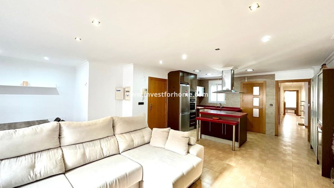 Verkoop - Appartement - Torrevieja - Centro