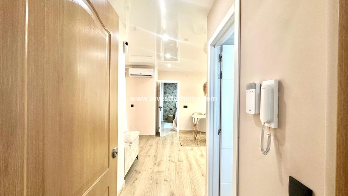 Verkoop - Appartement - Torrevieja - Centro