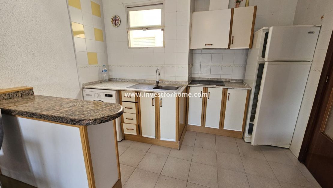 Verkoop - Appartement - Torrevieja - Centro