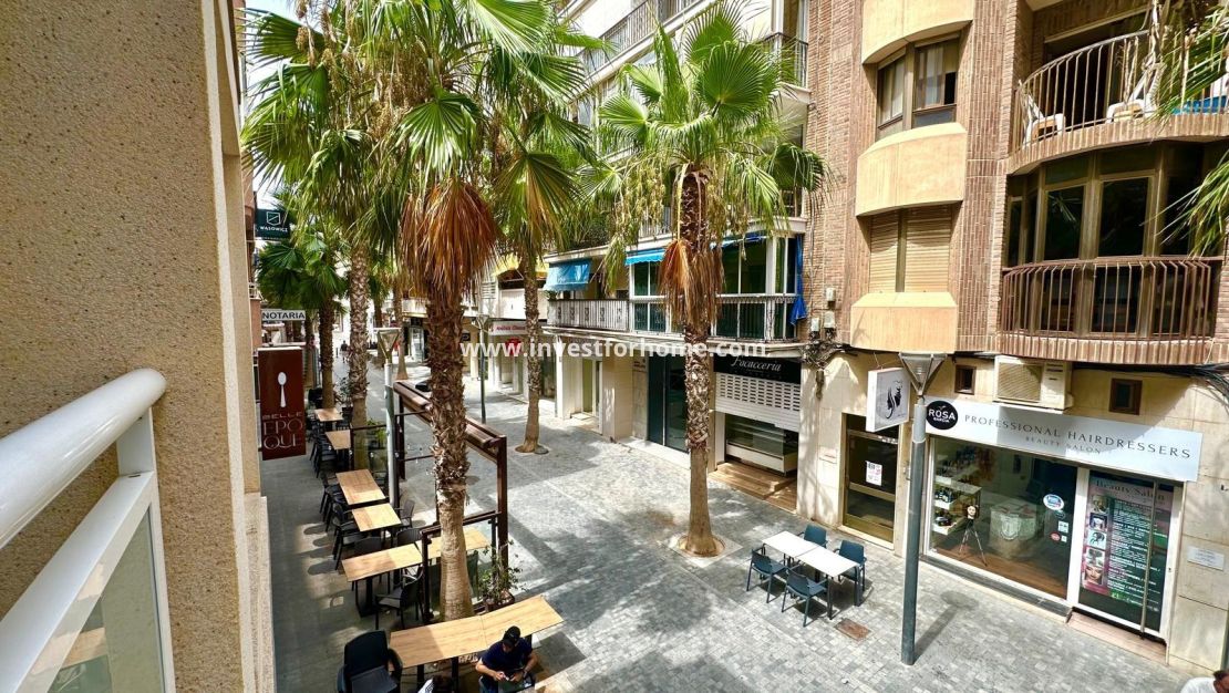 Verkoop - Appartement - Torrevieja - Centro