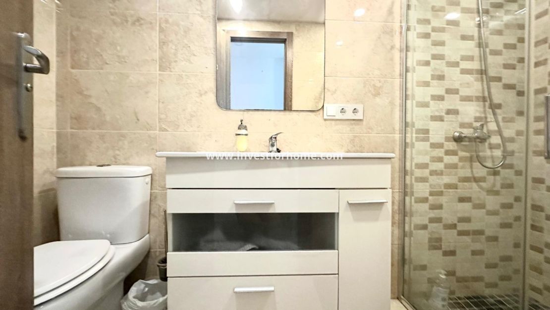 Verkoop - Appartement - Torrevieja - Centro