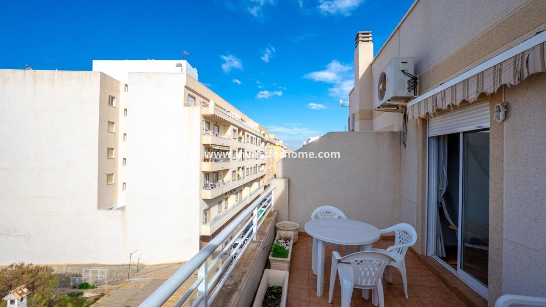 Verkoop - Appartement - Torrevieja - Centro