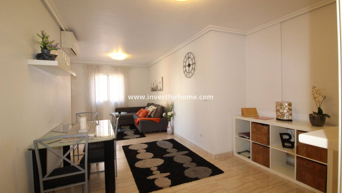 Verkoop - Appartement - Torrevieja - Centro