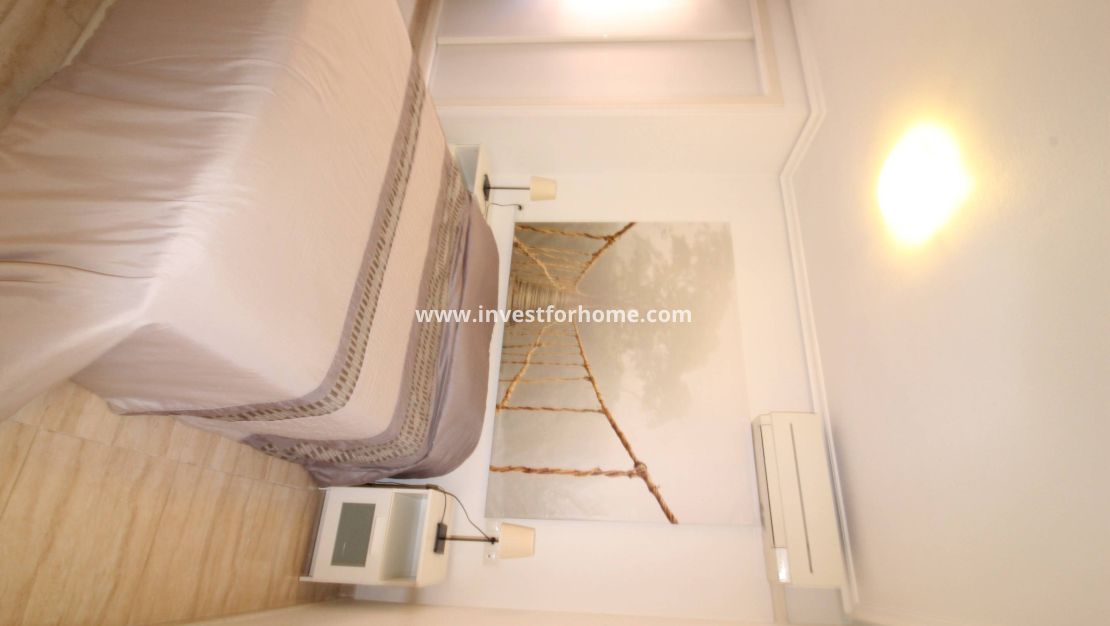 Verkoop - Appartement - Torrevieja - Centro