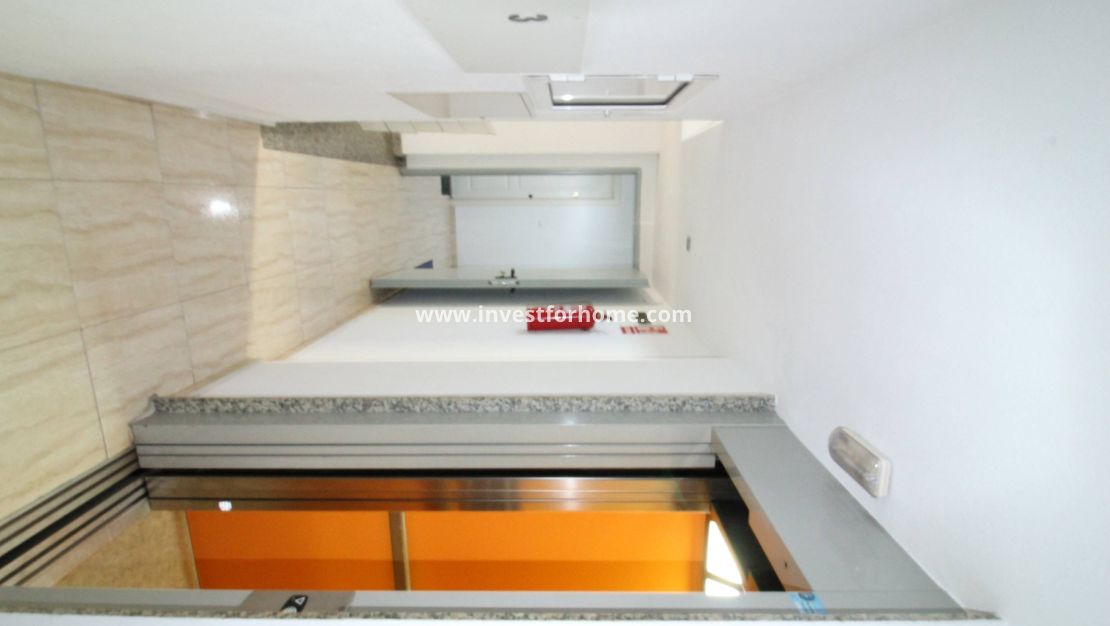 Verkoop - Appartement - Torrevieja - Centro