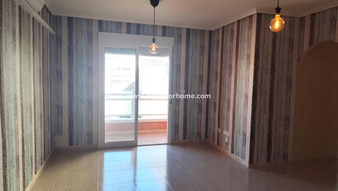 Verkoop - Appartement - Torrevieja - Centro